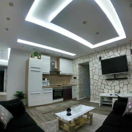 Apartmani Majetic Omišalj Esterno foto