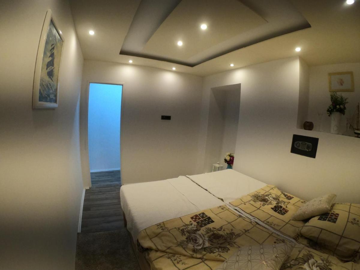 Apartmani Majetic Omišalj Esterno foto