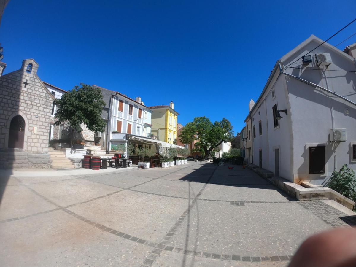 Apartmani Majetic Omišalj Esterno foto