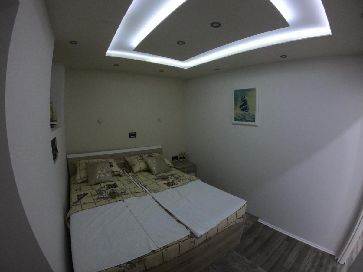 Apartmani Majetic Omišalj Esterno foto